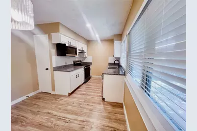 2213 E Biscayne Drive, Irving, TX 75060 - Photo 9