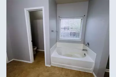 908 John Kennedy Drive, Saginaw, TX 76179 - Photo 11