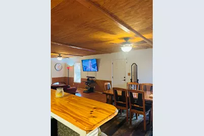 110 N Love Avenue, Florence, TX 76527 - Photo 21