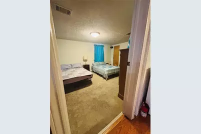110 N Love Avenue, Florence, TX 76527 - Photo 25