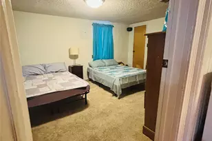 110 N Love Ave, Florence, TX 76527 - Photo 25