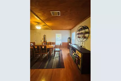 110 N Love Avenue, Florence, TX 76527 - Photo 11