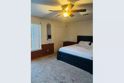 110 N Love Avenue, Florence, TX 76527 - Photo 25