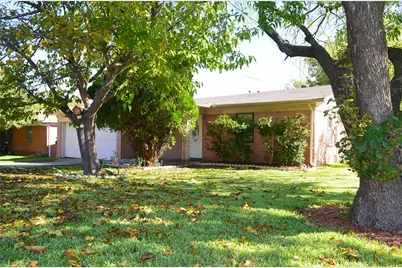2515 N Shannon Street, Sherman, TX 75092 - Photo 1