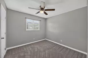 704 Levelland Dr, Arlington, TX 76017 - Photo 9