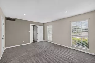 704 Levelland Dr, Arlington, TX 76017 - Photo 15