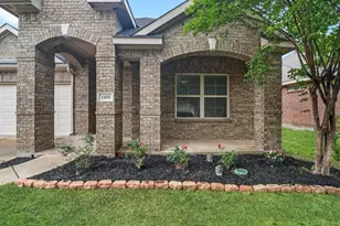 1400 Villa Paloma Blvd, Little Elm, TX 75068 - Photo 3