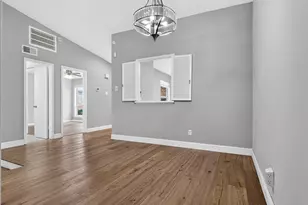 817 Pebble Beach Dr, Garland, TX 75043 - Photo 11