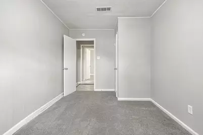 1008 Ivanhoe Street, Cleburne, TX 76033 - Photo 17