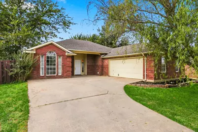 208 Cory Court, Krum, TX 76249 - Photo 3