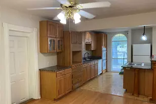 406 S Jefferson Street S, Irving, TX 75060 - Photo 9
