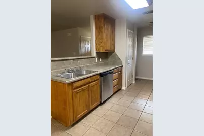 1104 11th Street, Bridgeport, TX 76426 - Photo 3