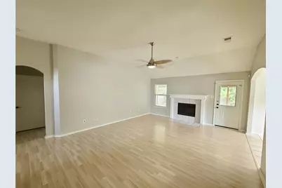 1101 Hidden Glade Drive, Mansfield, TX 76063 - Photo 5