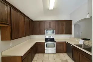 1101 Hidden Glade Dr, Mansfield, TX 76063 - Photo 7