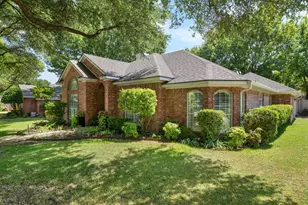 9604 Yellowstone Rd, Waco, TX 76712 - Photo 3