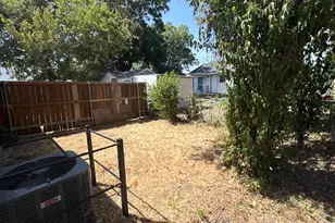2005 Gorman St, Dallas, TX 75223 - Photo 17