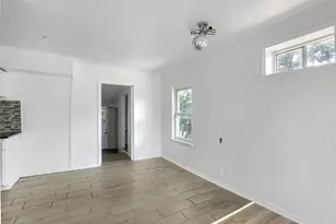 2009 S First St, Garland, TX 75041 - Photo 11