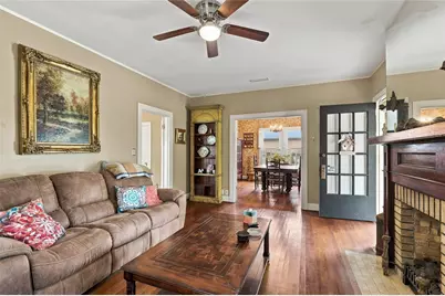 209 S Bond Street, Whitewright, TX 75491 - Photo 13