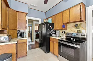 209 S Bond St, Whitewright, TX 75491 - Photo 21