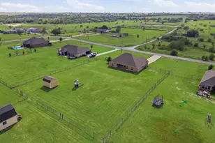 8600 County Rd 1229, Godley, TX 76044 - Photo 33