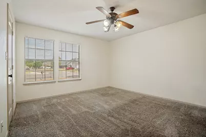 1114 Mulkey Lane, Denton, TX 76209 - Photo 5