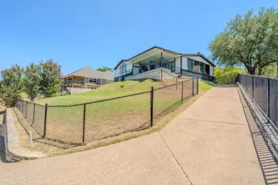 6371 Beacon Vista Circle, Granbury, TX 76049 - Photo 37