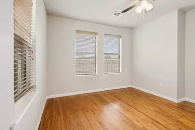 1310 W Laurel Street, Sherman, TX 75092 - Photo 17