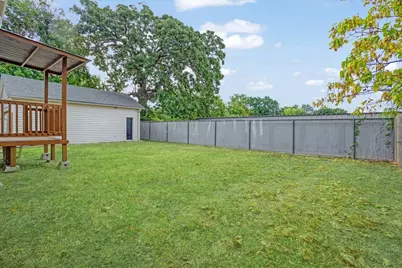 1310 W Laurel Street, Sherman, TX 75092 - Photo 23