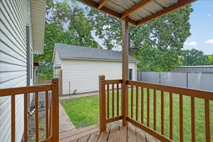 1310 W Laurel St, Sherman, TX 75092 - Photo 19