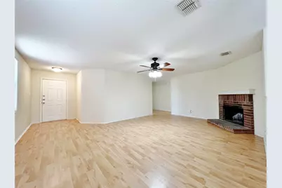 16556 Jasmine Springs Drive, Fort Worth, TX 76247 - Photo 3