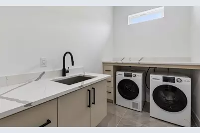 1626 Canada Drive, Dallas, TX 75212 - Photo 25