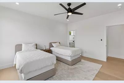 1626 Canada Drive, Dallas, TX 75212 - Photo 23