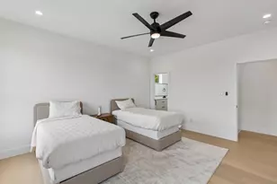 1626 Canada Dr, Dallas, TX 75212 - Photo 23