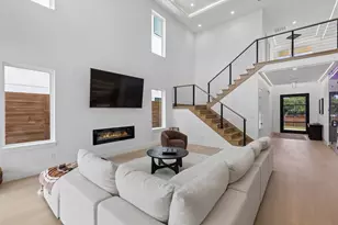 1626 Canada Dr, Dallas, TX 75212 - Photo 5