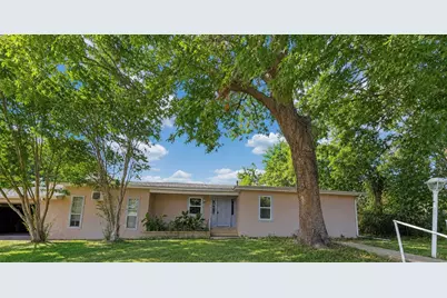 701 W Saunders Street, Trenton, TX 75490 - Photo 1