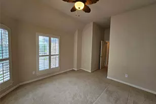 1009 Ricci Ct, Irving, TX 75062 - Photo 23