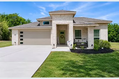 1420 Marshall Street, Greenville, TX 75401 - Photo 1