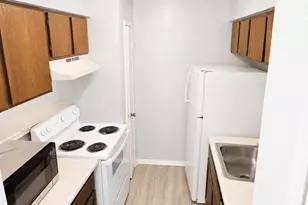 8110 Skillman St, Dallas, TX 75231 - Photo 5