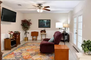 3122 Lark Ln, Irving, TX 75062 - Photo 17