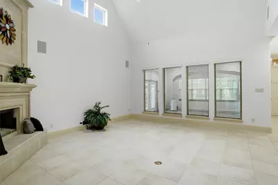 667 Creekway Drive, Irving, TX 75039 - Photo 5