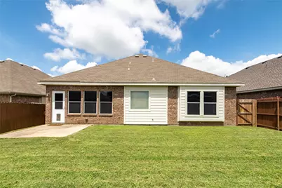 1405 Samantha Creek Drive, Little Elm, TX 75068 - Photo 17