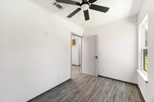 3607 Flint Rock Cir, Granbury, TX 76048 - Photo 19