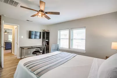 408 N Oak Cliff Boulevard #408 & 410, Dallas, TX 75208 - Photo 9