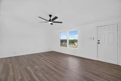 167 Blue Sky Lane, Springtown, TX 76082 - Photo 9
