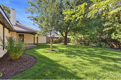 2815 Staffordshire Drive, Carrollton, TX 75007 - Photo 27