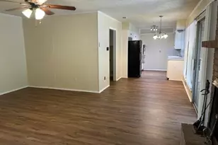 1226 Crescent St, Denton, TX 76201 - Photo 5