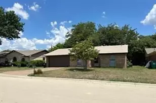 1226 Crescent St, Denton, TX 76201 - Photo 1