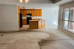 6703 Le Jeune Ct, Granbury, TX 76049 - Photo 13