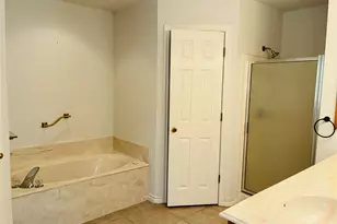6703 Le Jeune Ct, Granbury, TX 76049 - Photo 19