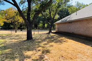 6703 Le Jeune Ct, Granbury, TX 76049 - Photo 5